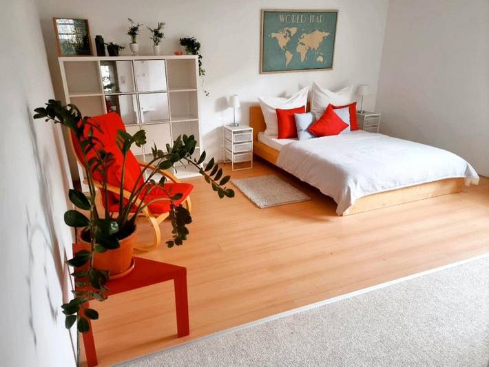 Ferienwohnung für 2 Personen, mit Garten, kinderfreundlich in Wiesbaden