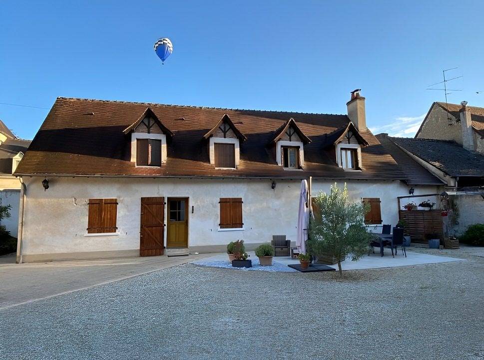 La Maison de Triboulet, chambres et table d'hôtes - Extinguo in Pocé-sur-Cisse, Région de Tours