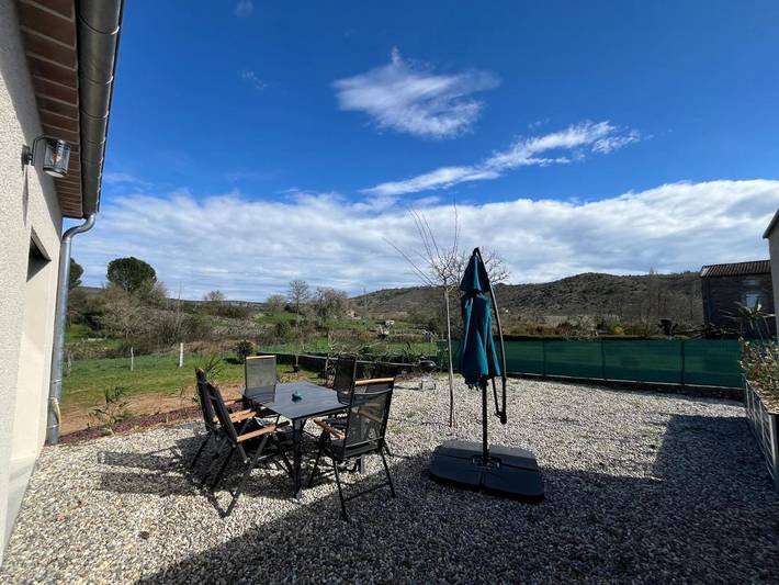 Location de vacances pour 4 personnes, avec piscine ainsi que jardin et vue à Laurac-en-Vivarais - 4