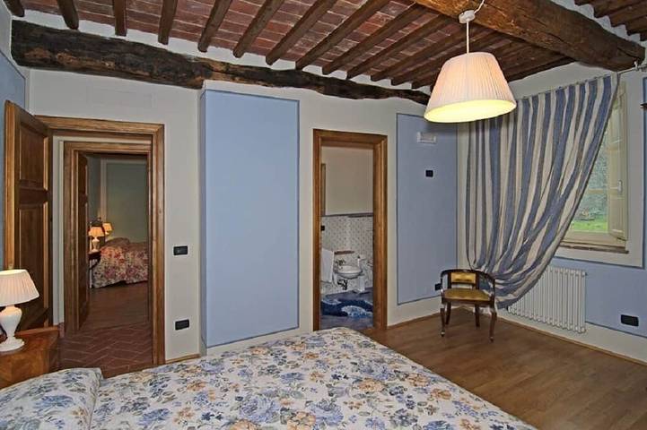Location de vacances pour 9 personnes, avec jardin ainsi que terrasse et piscine à Montecarlo (Toscane) - 2