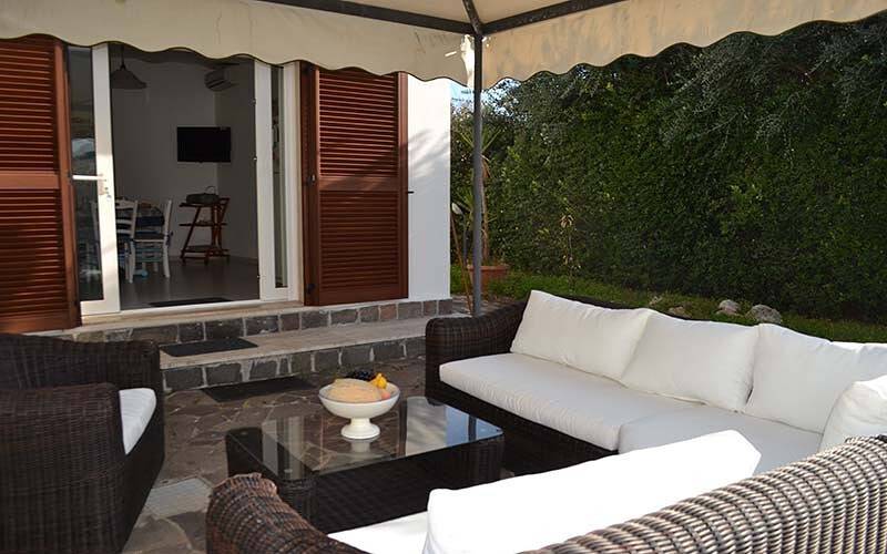 Accogliente casa vacanze "Villa con piscina per 4 posti - Pt54" con piscina e giardino in Melendugno, Provincia di Lecce