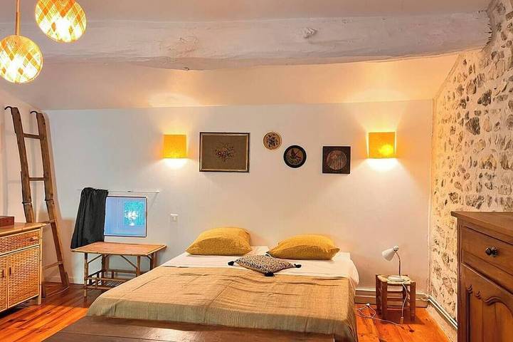 Location de vacances pour 9 personnes, avec jardin, animaux acceptés à Marsanne - 2