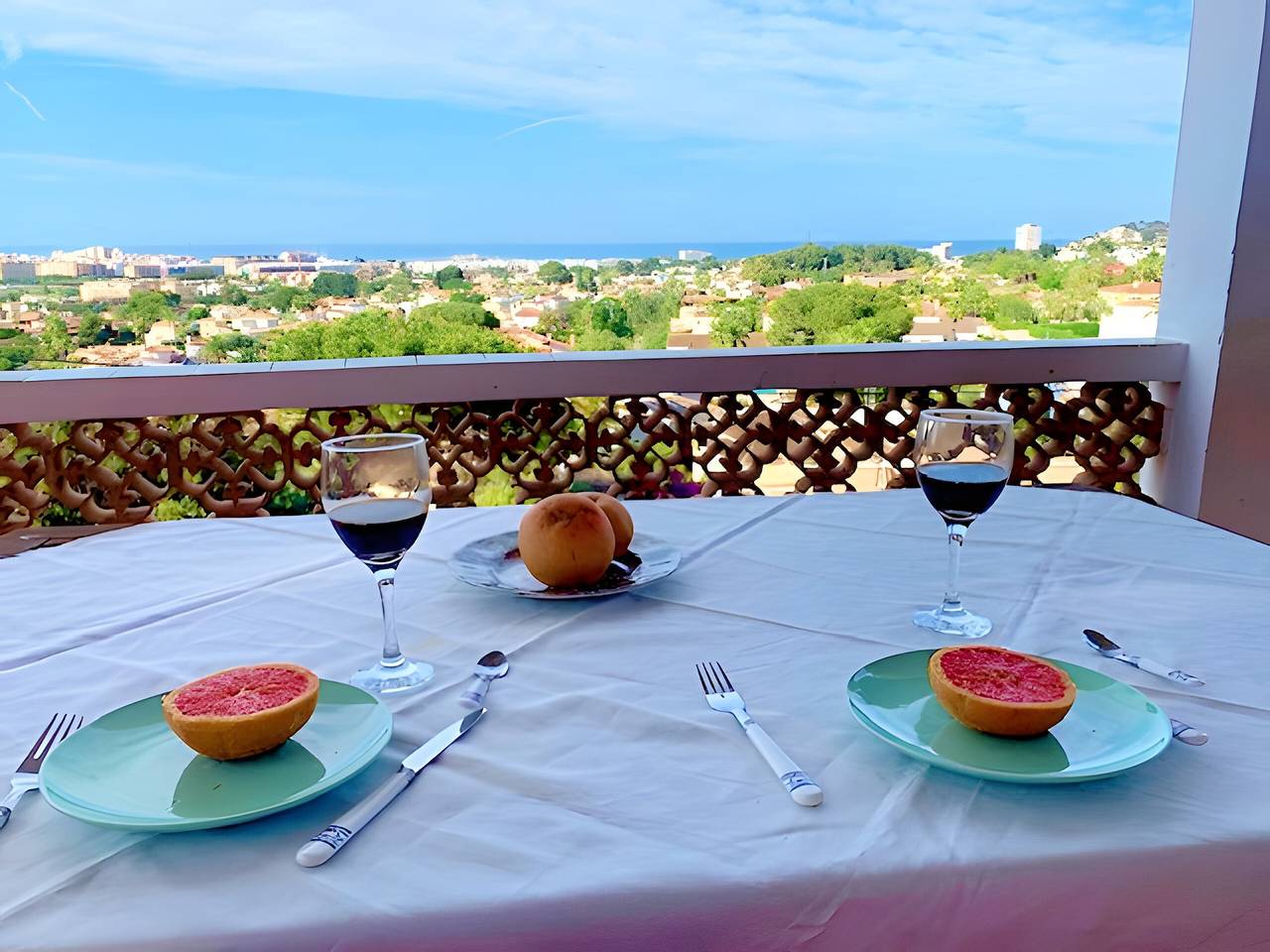 Holiday Home 'Villa Margarita' with Sea View, Wi-Fi and Air Conditioning in Montgo, Dénia