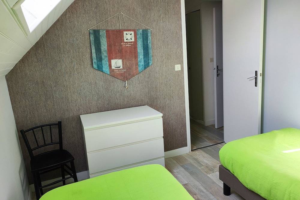 Quiet gîte in an old farmhouse, 10 minutes' walk from the beach in Trégunc, Côte de Cornouaille