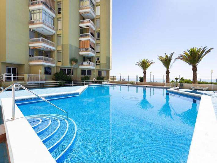 Apartamento de vacaciones para 5 personas, con piscina y balcón - 1