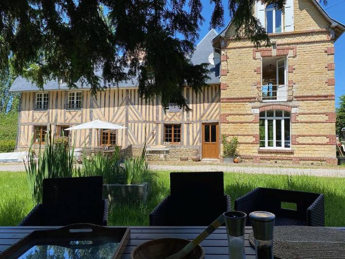 Gîte pour 20 personnes, avec piscine ainsi que jardin et jacuzzi à Sainte-Marguerite-de-Viette - 3