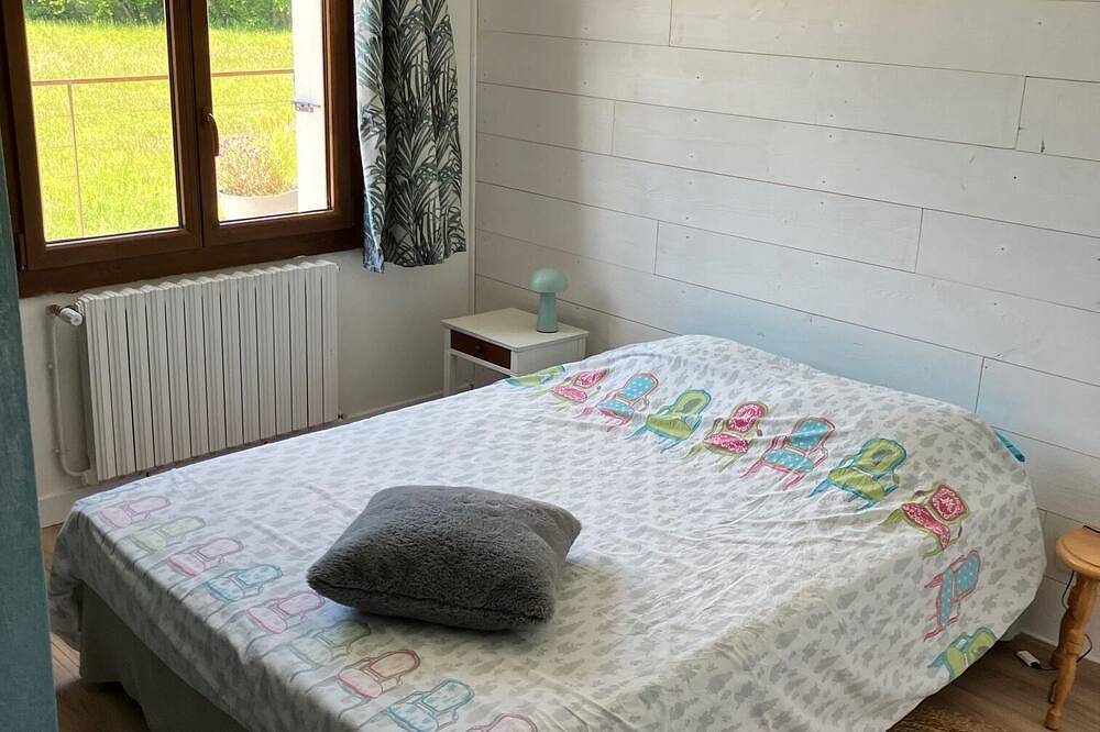 110 m2 in an old warehouse between lakes and mountains in the Verdon gorges in Castellane, Regionaler Naturpark Verdon