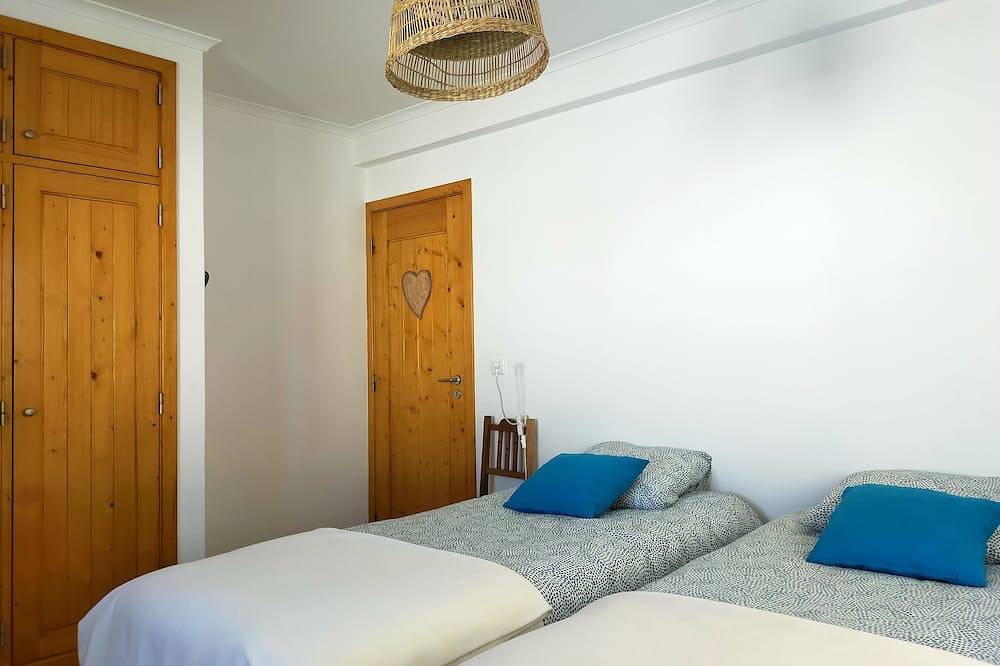 House Alentejana 400 m from the ocean Comfort inside & out Near beach in Cavaleiro (Valas), São Teotónio