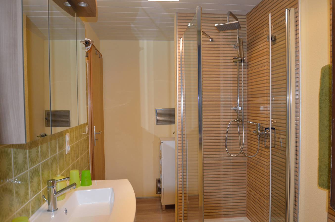 Ganze Ferienwohnung, Ferienwohnung Anita - Ferienwohnung, 70qm, 2 Schlafzimmer, max. 6 Personen in Mengen, Region Bodensee-Oberschwaben