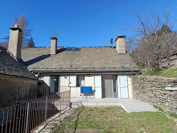 Gîte pour 4 personnes, avec Terrasse ainsi que Jardin et Vue