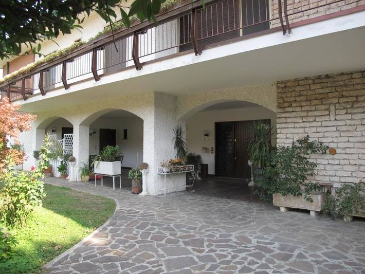 B&b per 3 persone, con Balcone e Terrazza nonché Giardino e Panorama a Rivoltella del Garda