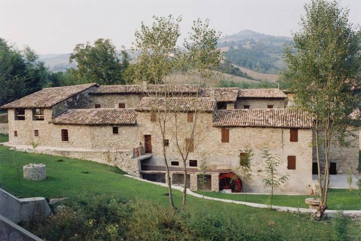 Casa vacanza per 2 persone, con panorama e giardino nonché vista lago, con animali domestici in Provincia di Piacenza