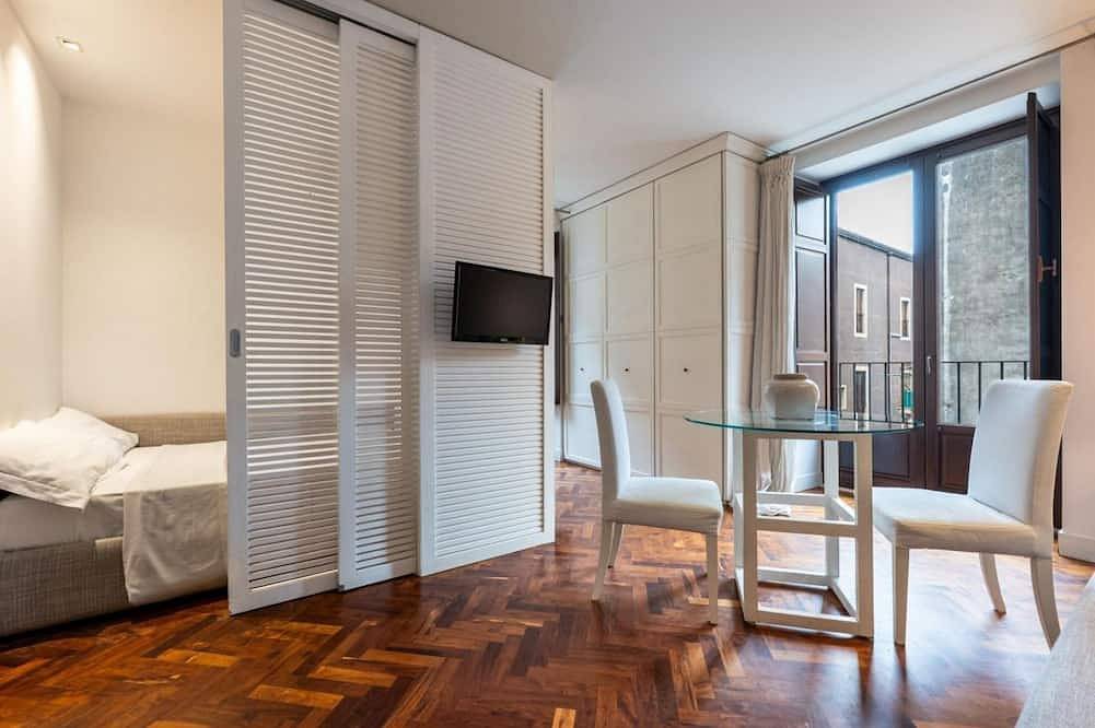 GuestHost - Central Cozy Studio in Catania in Catania, Catania e dintorni