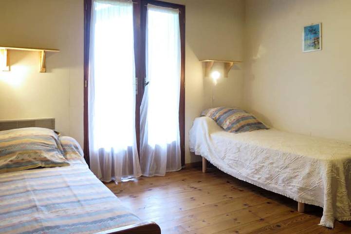 Location de vacances pour 10 personnes, avec balcon à Uza - 3