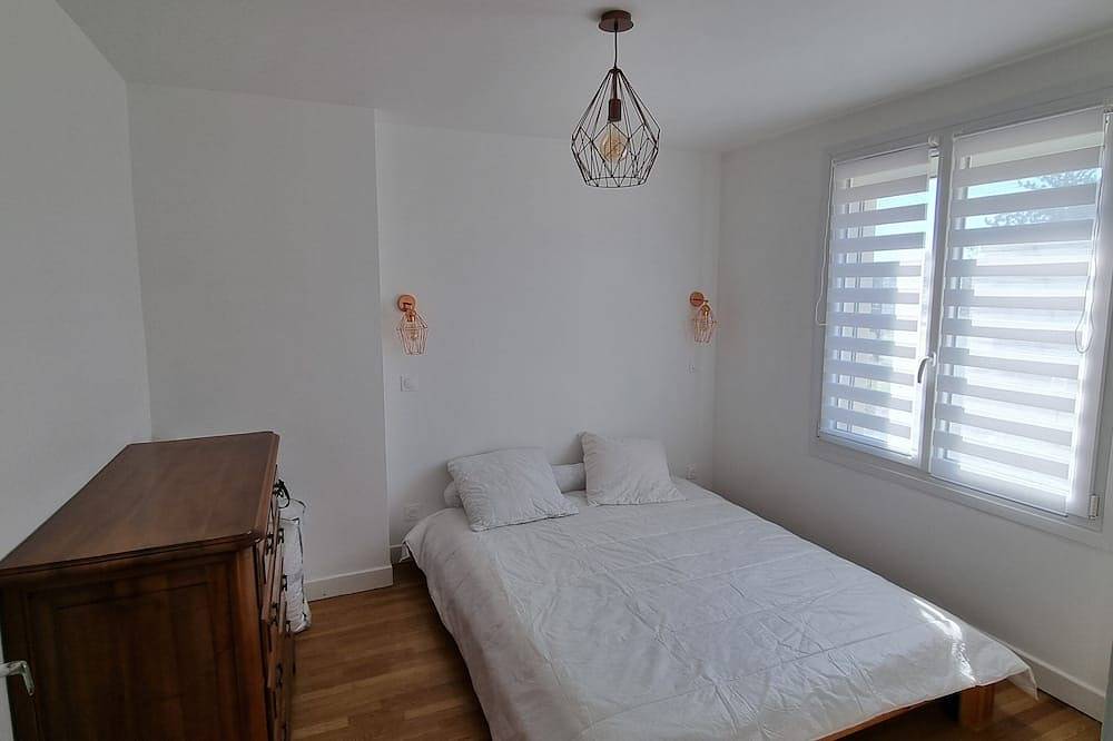 Châlons : Cocooning stay with Balneo, Garden and Garage in Châlons-en-Champagne, Marne