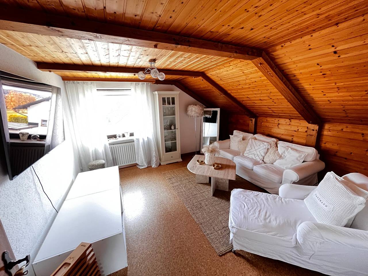 Ganze Wohnung, Apartment „Bayernseele - Bayerwald“ mit Bergblick, Gemeinschaftsgarten und Wlan in Spiegelau, Ostbayern