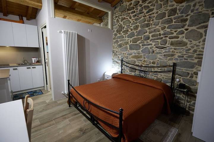 Appartamento intero, Pace e tranquillità tra le montagne, giardino privato, piscina condivisa, Spa in Pistoia, Provincia di Pistoia