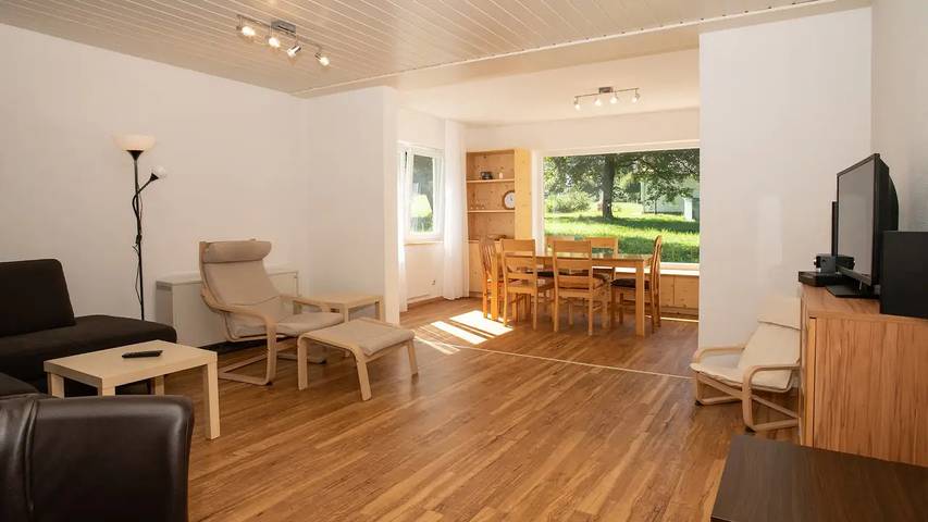Luxus-Ferienhaus für 6 Personen, mit Garten und Pool