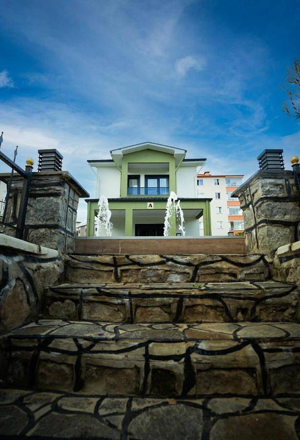 Chalet para 8 personas, con vistas y jardín - 1