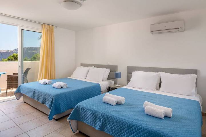 Lindos Villa Fadia - 4 Bedrooms with Private Pool in Rodi