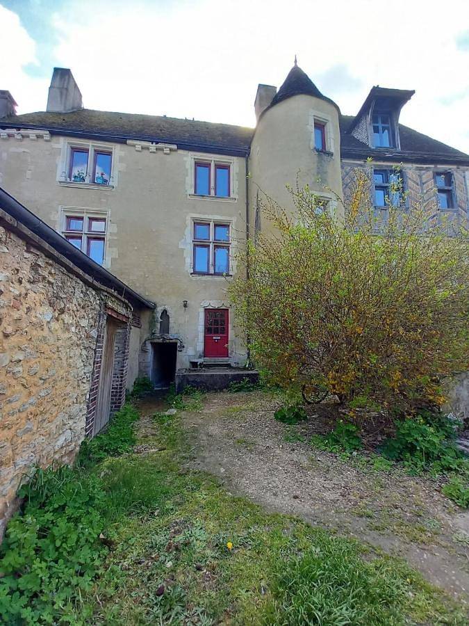 Gîte pour 2 personnes, avec terrasse, animaux acceptés à La Ferté-Bernard - 3