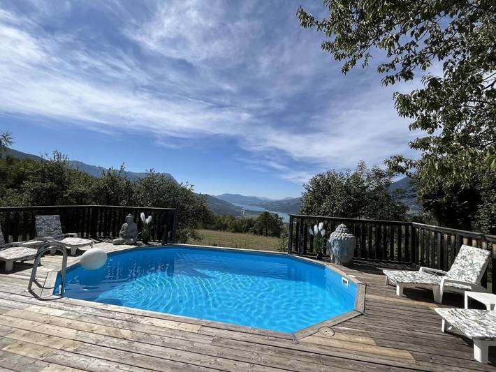 Location de vacances pour 12 personnes, avec balcon et jacuzzi ainsi que piscine et sauna à Saint-Sauveur - 3