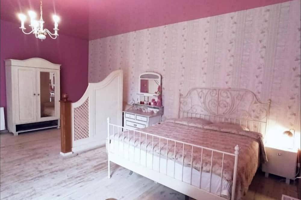 Ganze Wohnung, Retro House in Częstochowa, Schlesien