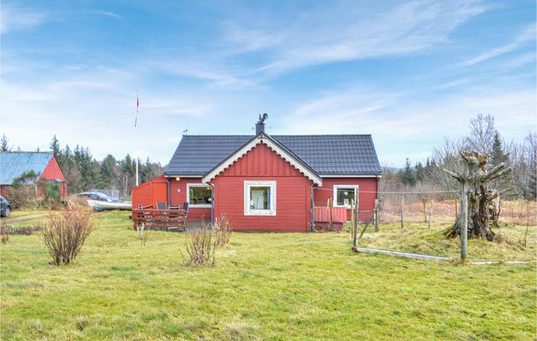 Ferienhaus für 7 Personen mit Garten in Austrheim