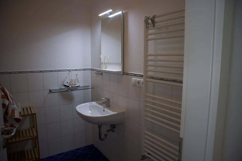 Ganze Wohnung, Natur pur - attraktive Ferienwohnung am Kap Arkona, der nördlichste Punkt Rügens in Putgarten, Rügen