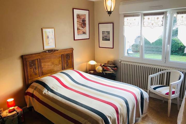 Location de vacances pour 8 personnes, avec jardin, animaux acceptés dans Plage Du Port Meleu Prefailles - 2