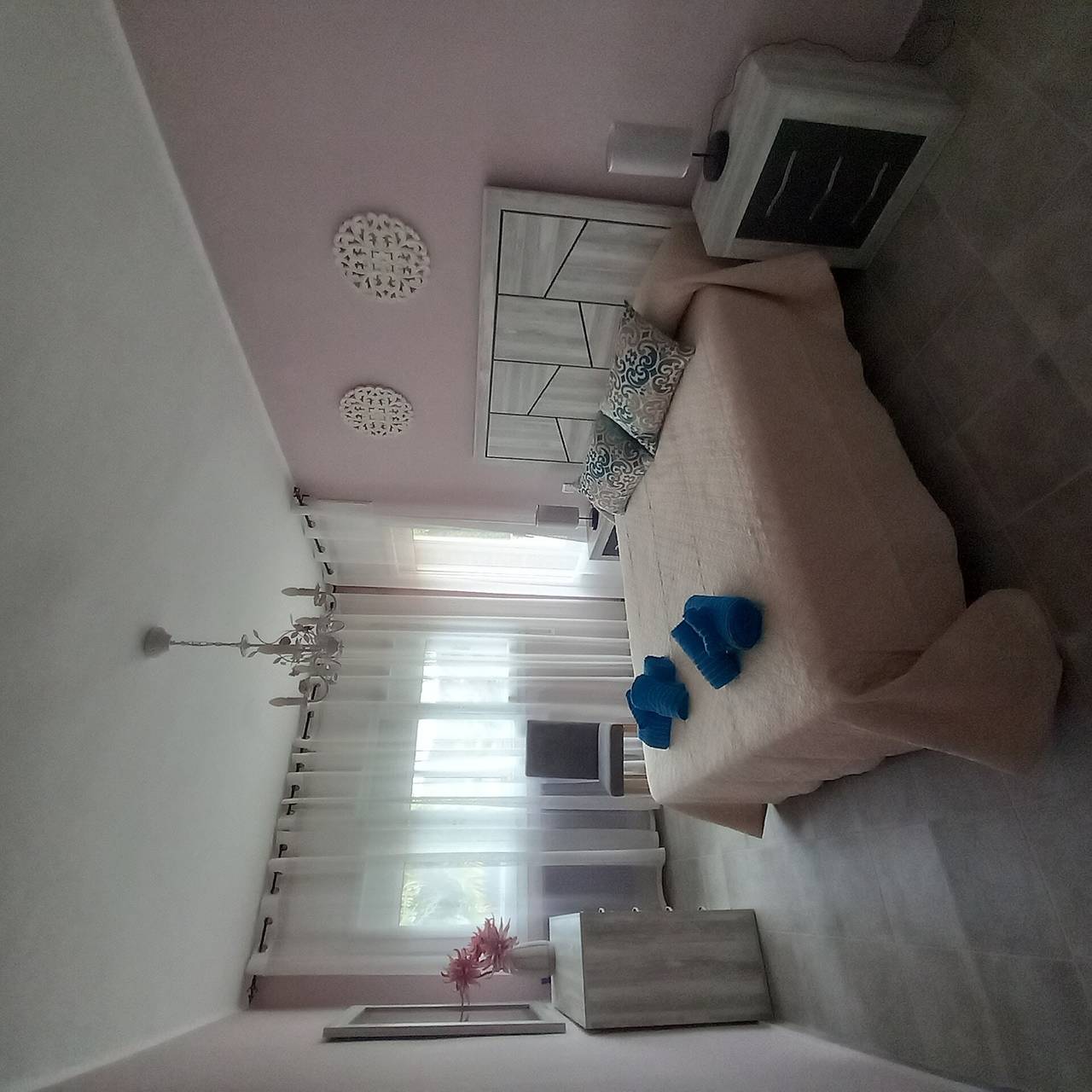 Chalet 'Vivienda Rural Casa Del Medico' con vistas a la montaña, Wi-Fi y aire acondicionado in Castejón de Valdejasa, Provincia de Zaragoza