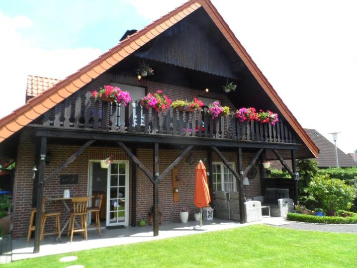 Ferienwohnung für 3 Personen, mit Balkon und Terrasse sowie Ausblick