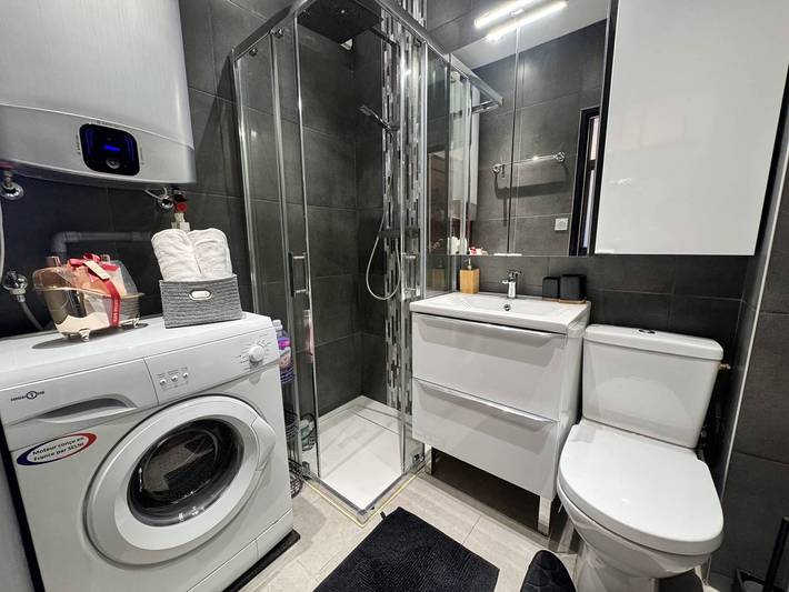 Appartement entier, Studio rénové calme, parking - 4 pers. in Six-Fours-les-Plages, Côte méditerranéenne (France)