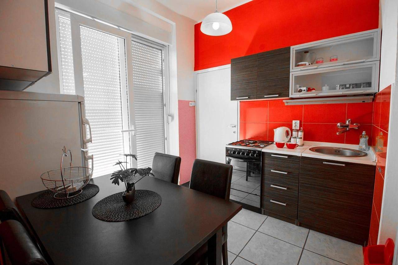 Ganze Wohnung, Flamingos Apartman & Fitness Osijek - blizina Bolnice Kbc Osijek in Osijek, Osijek-Baranja