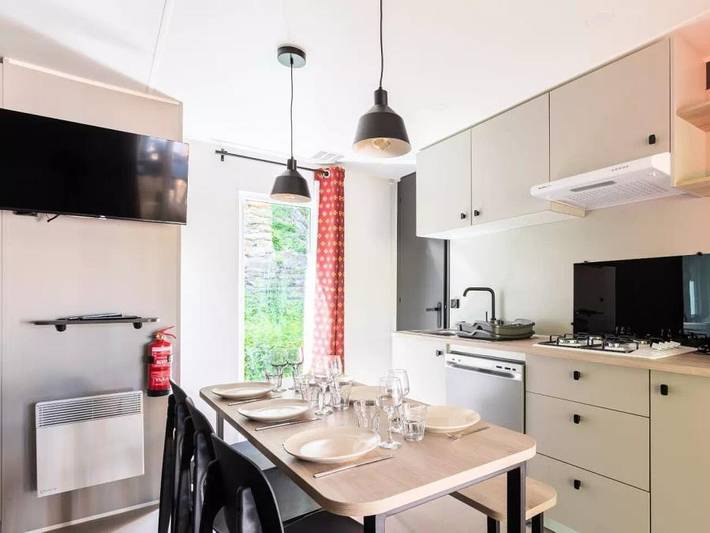 Camping pour 12 personnes, avec bassin pour enfant dans les Parc national des Cévennes - 4