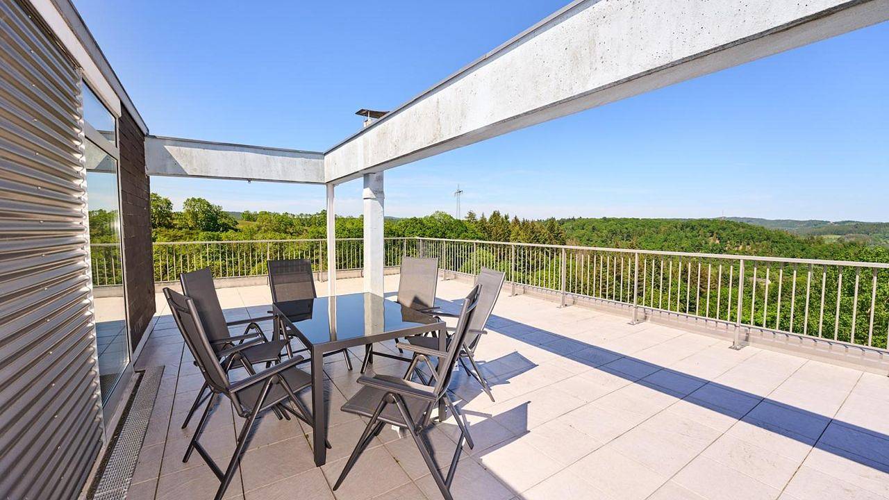Geheel vakantieappartement, Vakantieappartement voor 4 personen met balkon in Daun, Vulkaan-Eifel