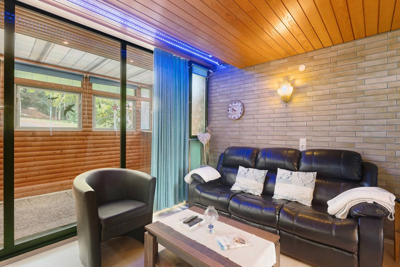 Ferienhaus 'Haus Am See' mit privater Terrasse, privatem Garten und Wi-Fi in Gedern, Wetterau