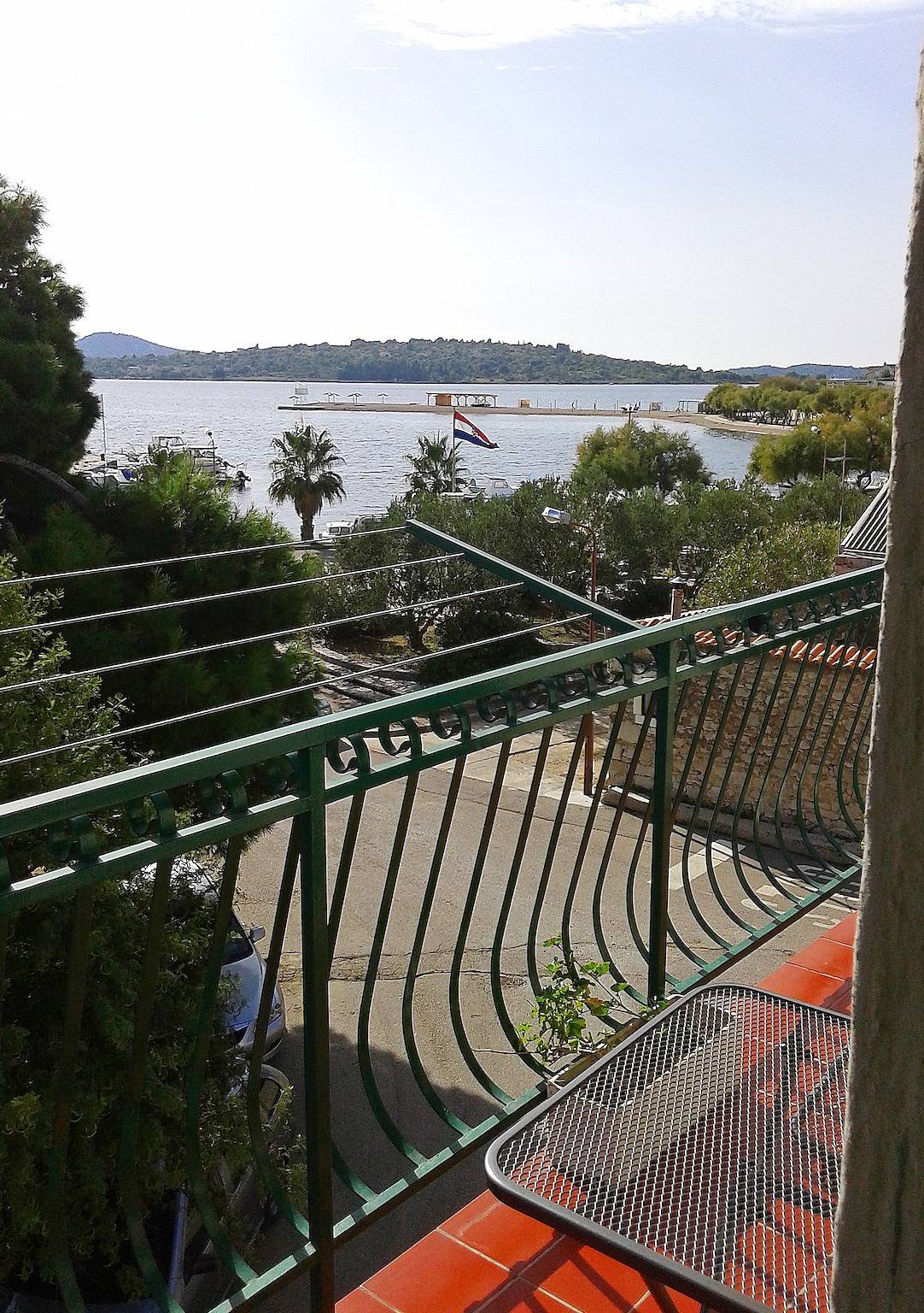 Apartament Wakacyjny dla 4 osoby w Srima, Żupania szybenicko-knińska