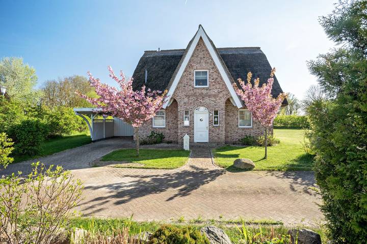 Ferienhaus für 6 Personen, mit Seeblick und Garten in Poseritz