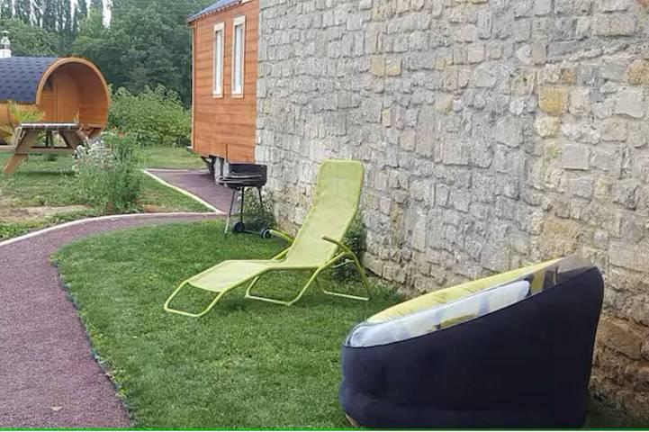 Gîte pour 6 personnes, avec sauna ainsi que jardin et jacuzzi à Longraye - 3