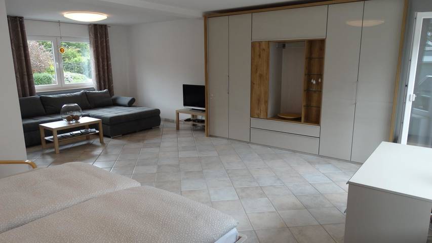Ferienwohnung für 10 Personen, mit Terrasse und Garten in Rengsdorf-Waldbreitbach - 4