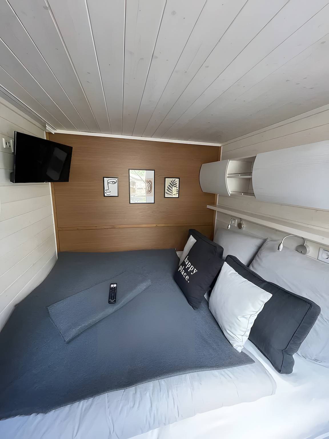 Floatinghouse Enjoy Woma D13 in Röblinsee, Fürstenberg/Havel