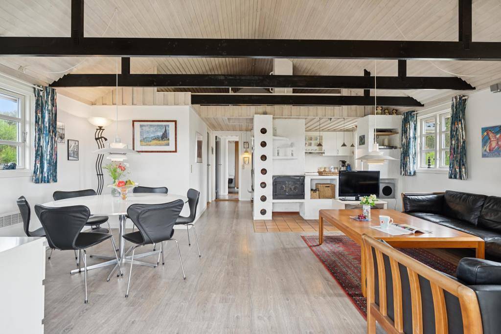 Gemütliches Ferienhaus zwischen der Nordsee und dem Ringkøbing Fjord in Nørre Lyngvig, Hvide Sande