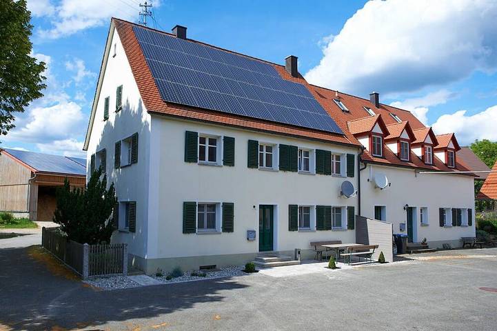 Ferienwohnung für 14 Personen, mit Terrasse und Garten - 1