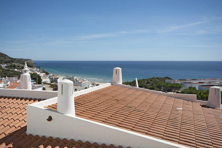 Ferienwohnung für 5 Personen, mit Meerblick und Terrasse sowie Pool in Salema - 3