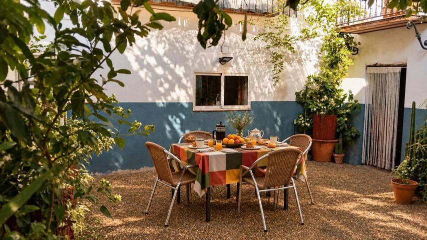 Ferienhaus für 7 Personen, mit Ausblick und Garten sowie Pool - 1