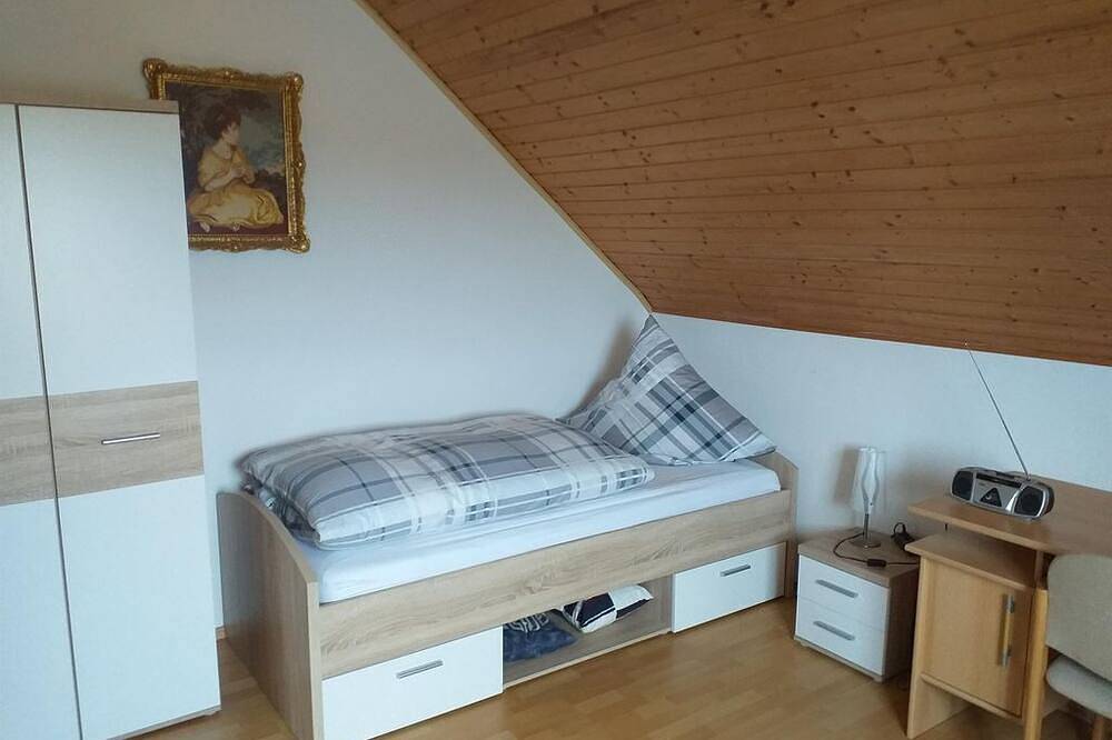 Ganze Wohnung, Ferienwohnung Am Bienwald - 4-Bettwohnung in Schaidt, Wörth am Rhein