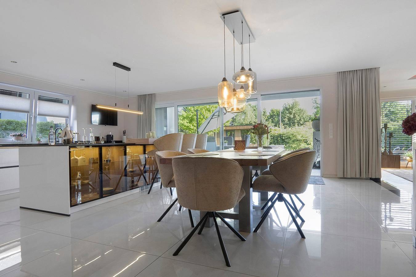 Ganze Wohnung, 'Luxuriöse Fewo Schaffner' mit privatem Pool, Sauna, Whirlpool, Terrasse und Wi-Fi in Warendorf, Kreis Warendorf