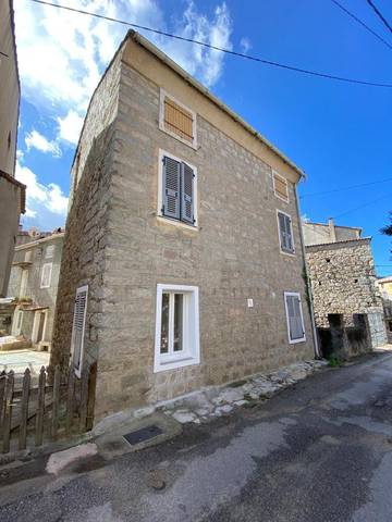 Gîte pour 4 personnes, avec balcon à Ucciani