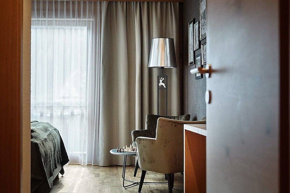 Entire apartment, 3 bedrooms for 4 - 6 persons - Boutique Apartment Sonnenhang in Kaunergrat, Fließ